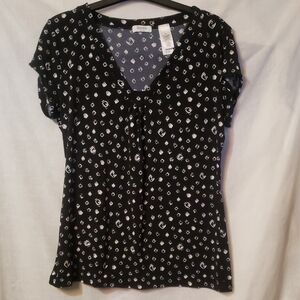 Liz Claiborne Black and White Geometric Blouse